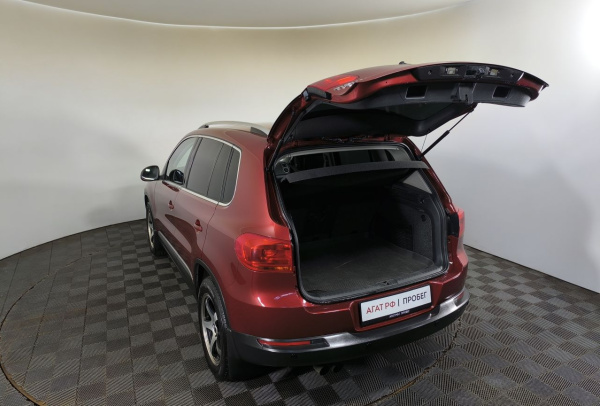 Volkswagen Tiguan 2012 года с пробегом 201 635 км, фото 16