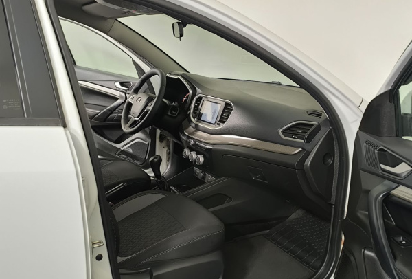 LADA Vesta 2023 года с пробегом 81 188 км, фото 9